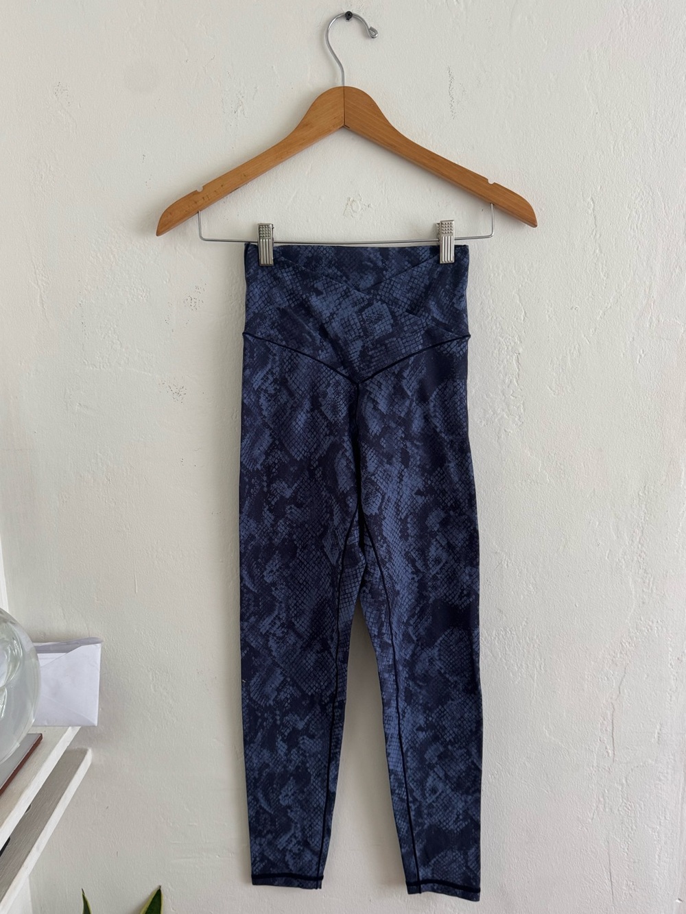 Aerie Offline Snake-Print Cross Over Leggings